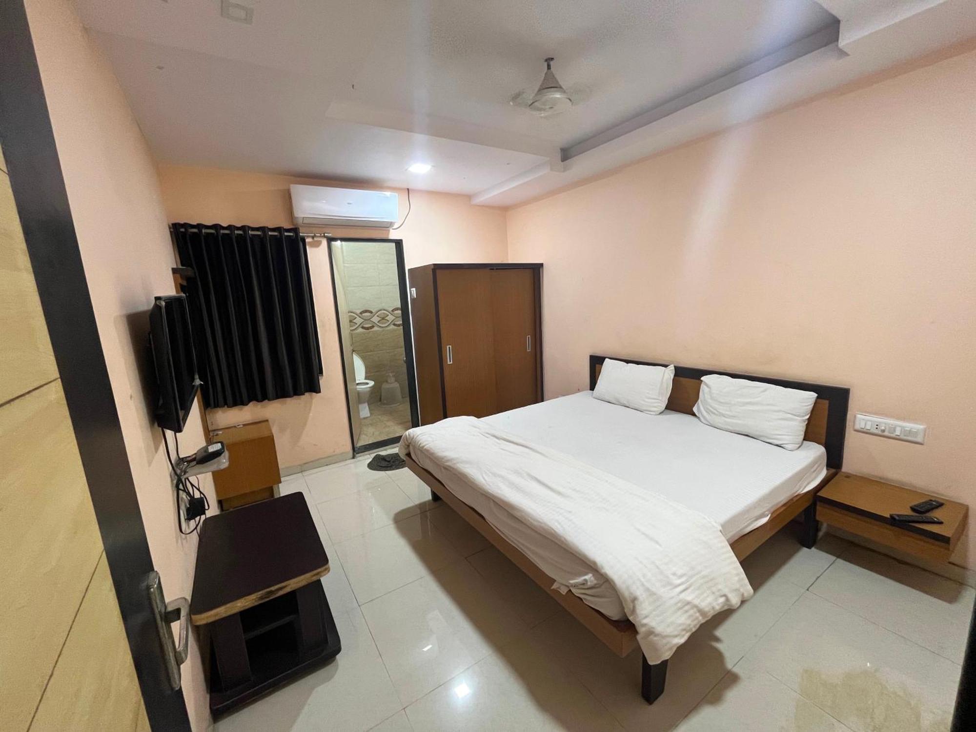 Oyo Hotel Rio Inn Ānand Exteriér fotografie