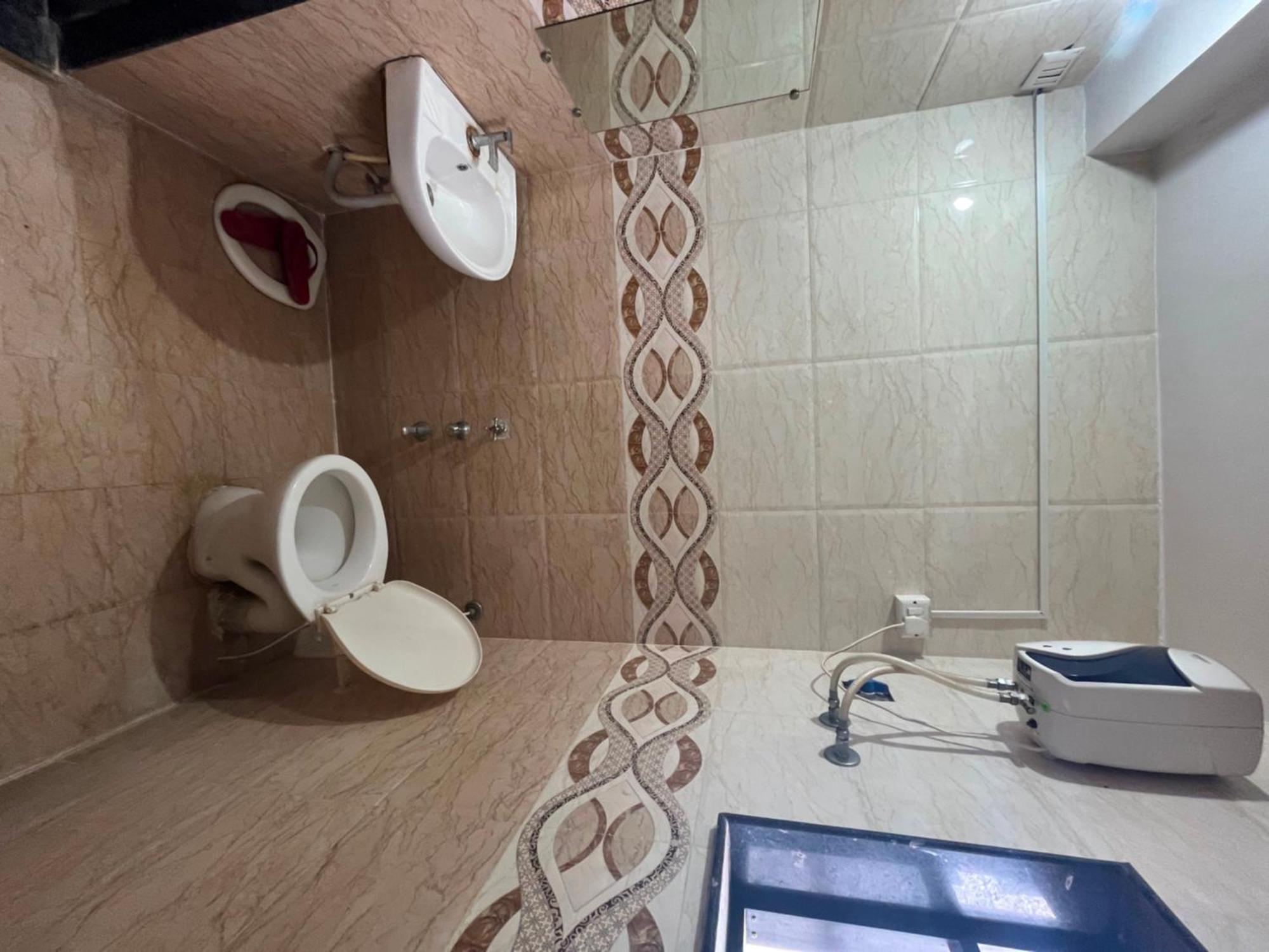Oyo Hotel Rio Inn Ānand Exteriér fotografie